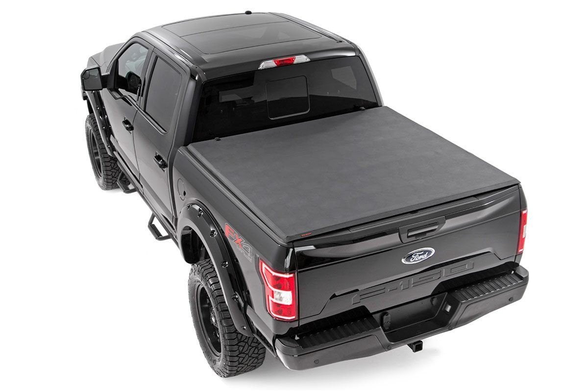 Cubierta de caja blanda de tres pliegues | Caja de 6'7" | Ford F-150 (15-20)/Raptor (17-20)