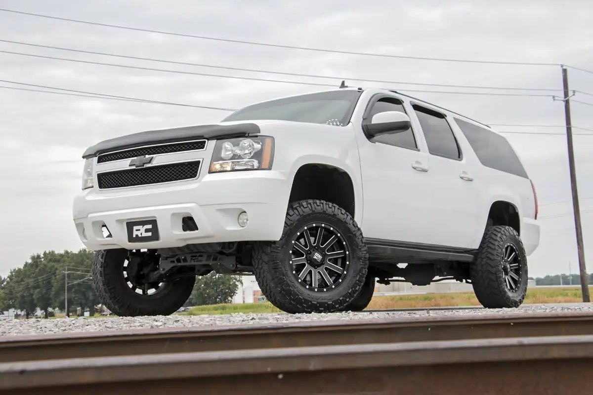 Rough Country 7 Inch Lift Kit | N3 Struts | Chevy/GMC SUV 1500 2WD/4WD (2007-2014) by Rough Country