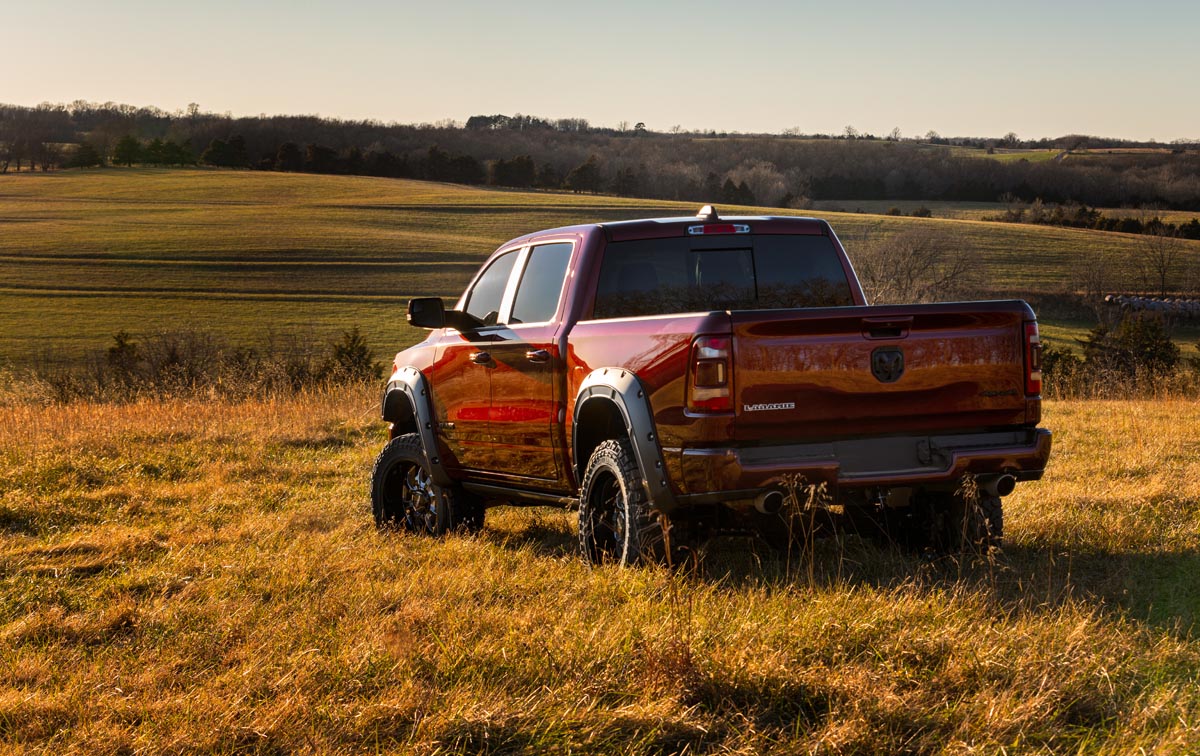 Guardabarros | Defender | Negro PXQ | Ram 1500 2WD/4WD (2019-2024)