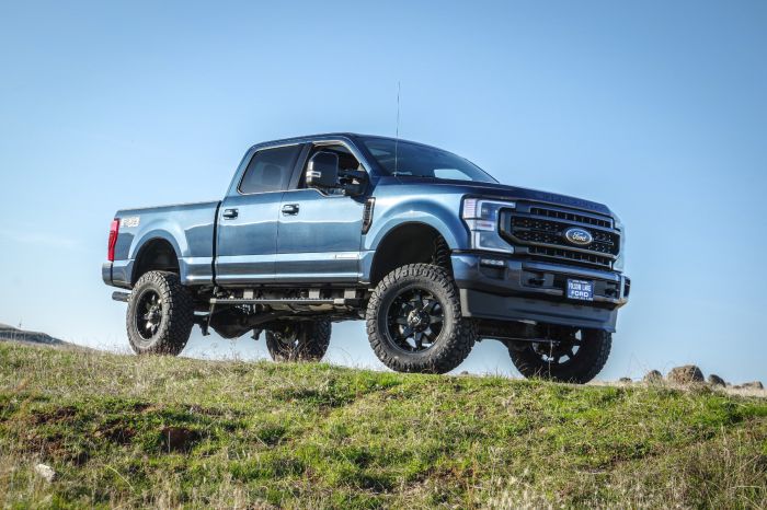 ReadyLift 7" Coil Spring Lift Kit With MAX2.1 Falcon Shocks - Ford Super Duty Diesel F-250 / F-350 4WD 2017-2022 by ReadyLift