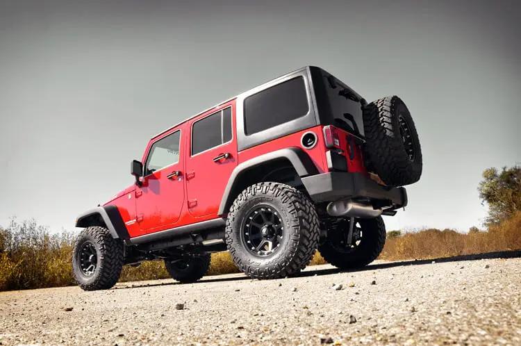 Rough Country 3.5 Inch Lift Kit | Jeep Wrangler Unlimited 2WD/4WD (2007-2018) by Rough Country