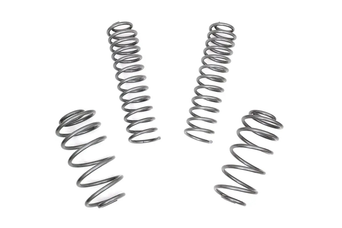 Rough Country 2.5 Inch Lift Kit | 6 Cyl | Jeep Wrangler TJ (97-06)/Wrangler Unlimited (04-06) by Rough Country