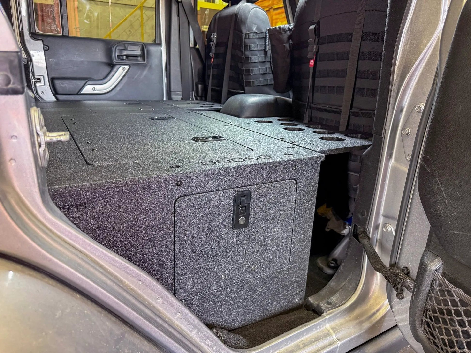 Jeep - Wrangler - 2007-2018 - JKU - 4 Door - Explore Series - Second Row Seat Delete Plate System - Second Row - Module Based - 8" Module by Goose Gear