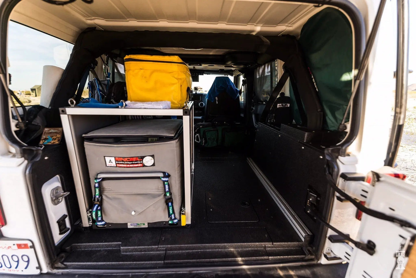 Legacy Product - Jeep Wrangler 2007-2018 JKU 4 Door - Second Row Seat Delete Plate System by Goose Gear
