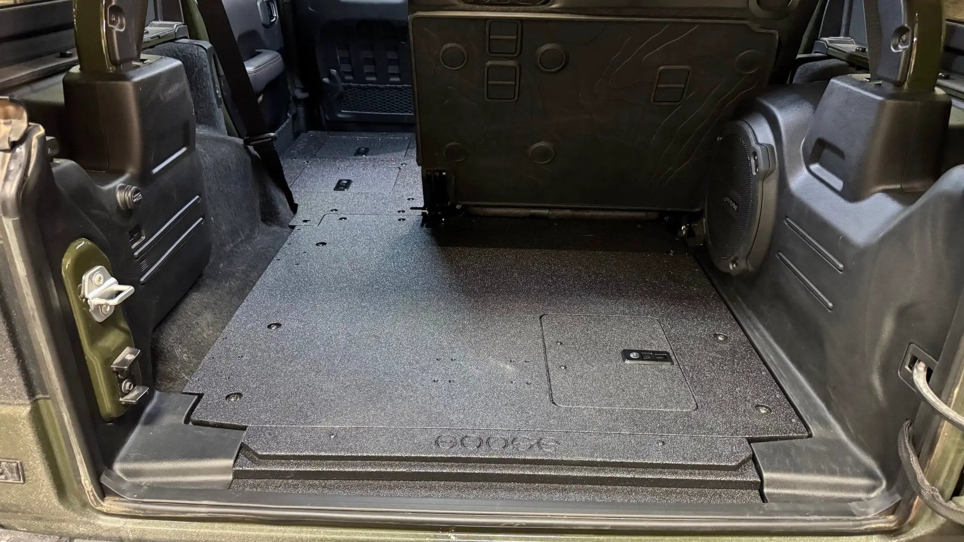 Jeep Wrangler 2024-Present JLU 4 Door - Second Row Seat Delete Plate System - V2 by Goose Gear