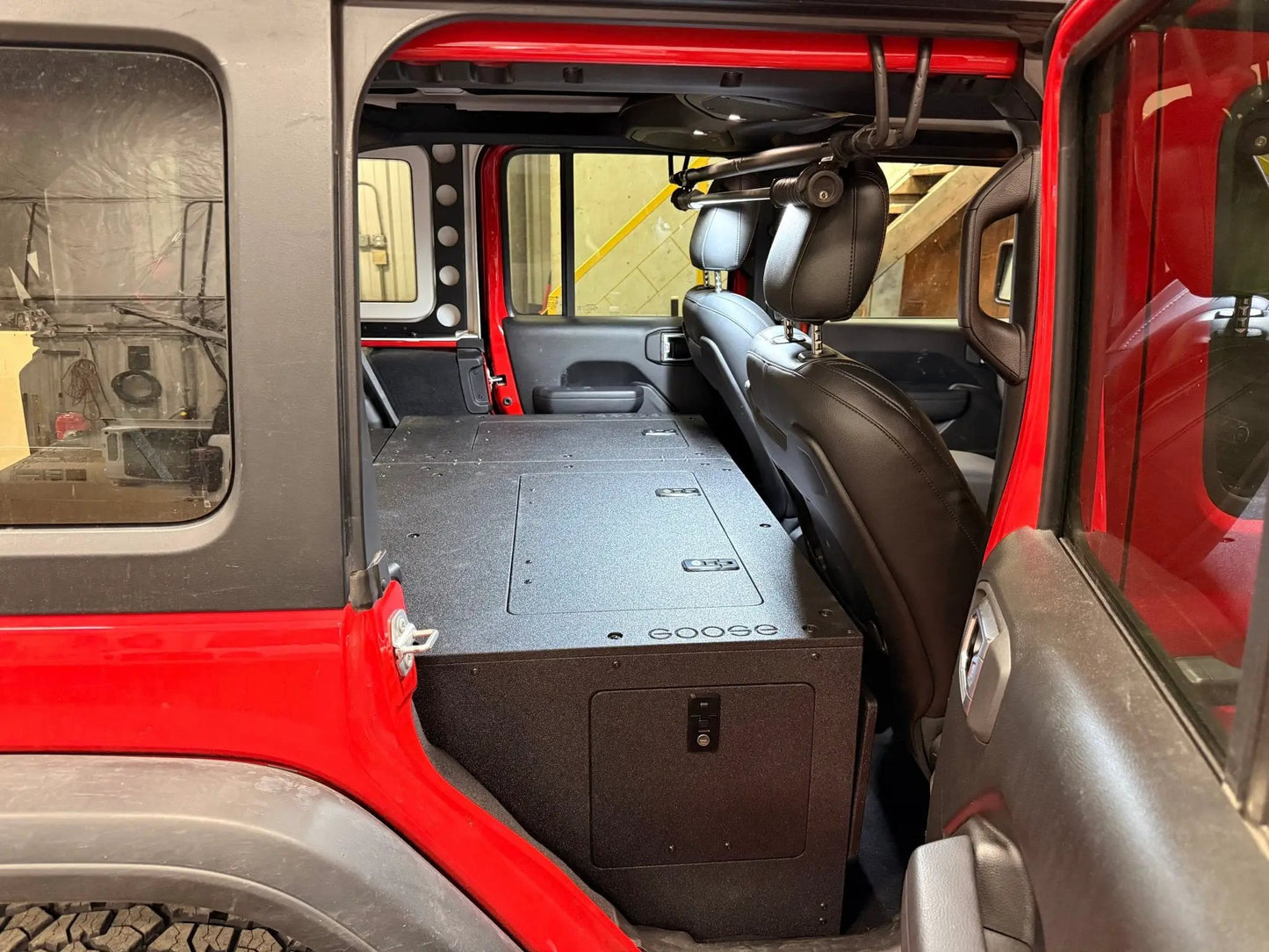 Jeep - Wrangler - 2024-Present - JLU - 4 Door - Explore Series - Seat Delete Plate System - Second Row - Module Based - 10" Module by Goose Gear
