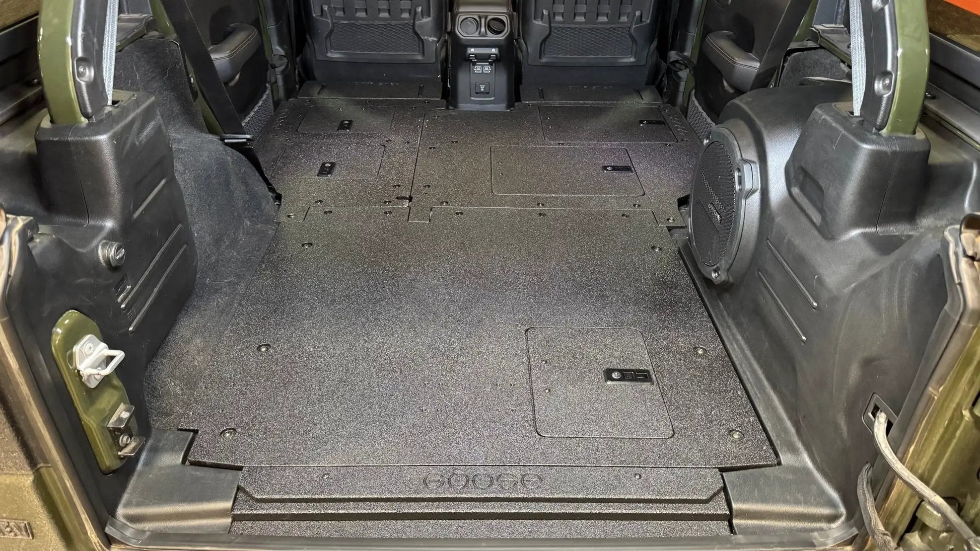 Jeep - Wrangler - JLU - 2018-2023 - Explore Series - Stealth Sleep Package V2 by Goose Gear