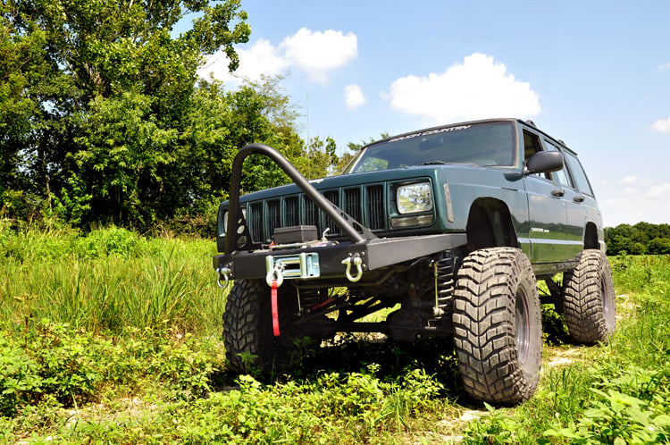 Rough Country Front Winch Bumper | Jeep Cherokee XJ 2WD/4WD (1984-2001) by Rough Country
