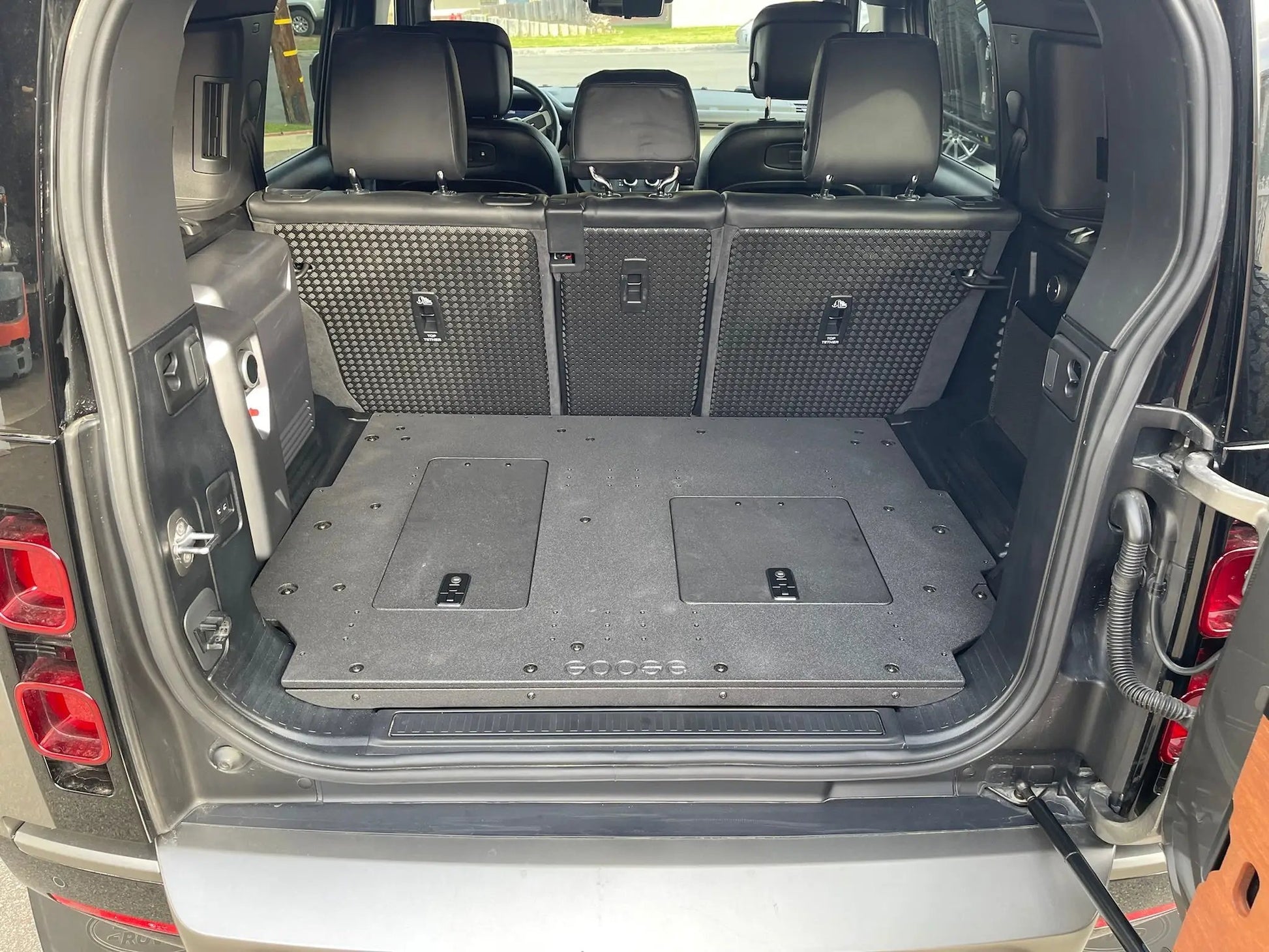 Land Rover Defender 2020-Present L663 - Rear Plate System by Goose Gear