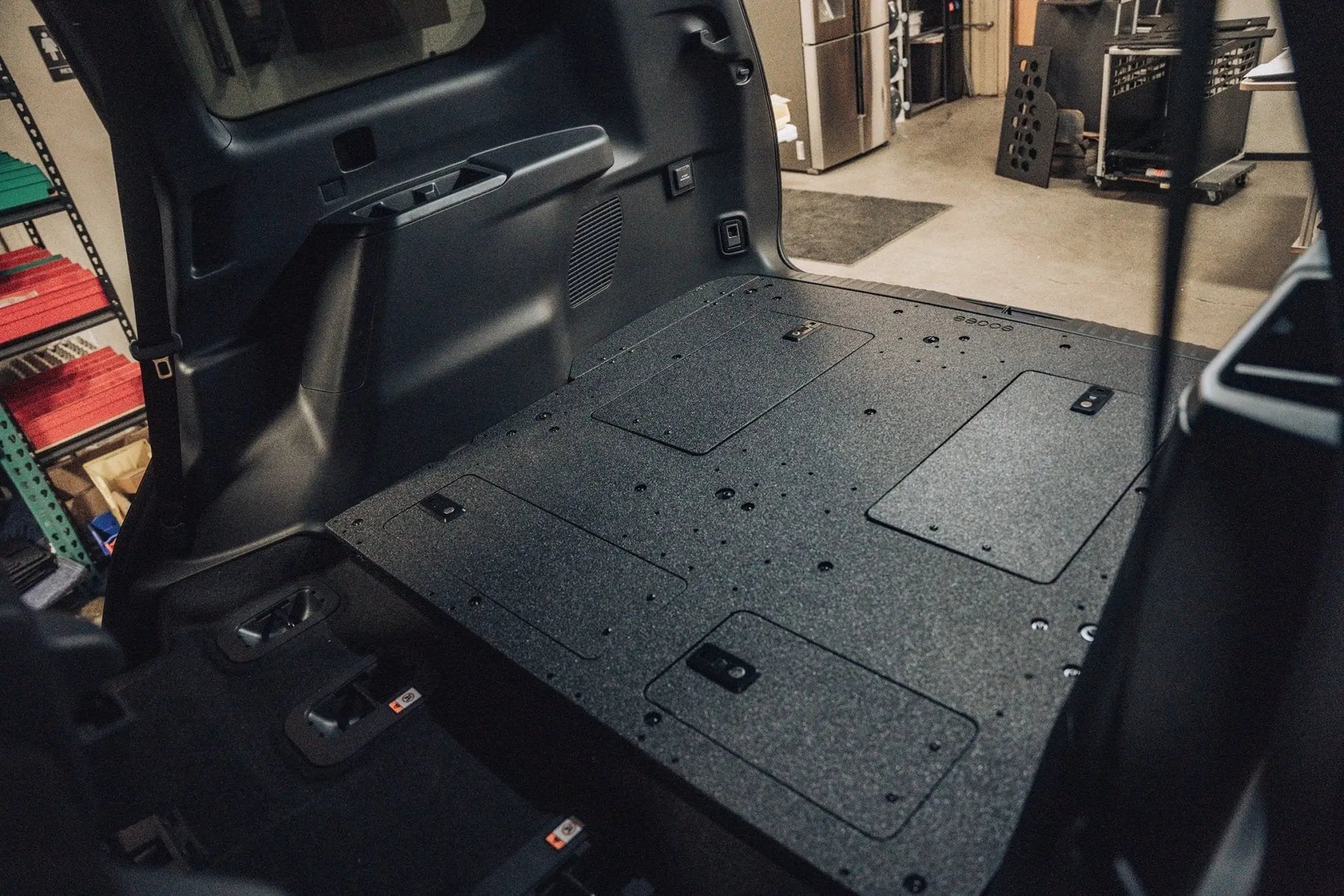 Lexus - GX550 - 2024-Present - Explore Series - Rear Plate System - Non-Third Row by Goose Gear