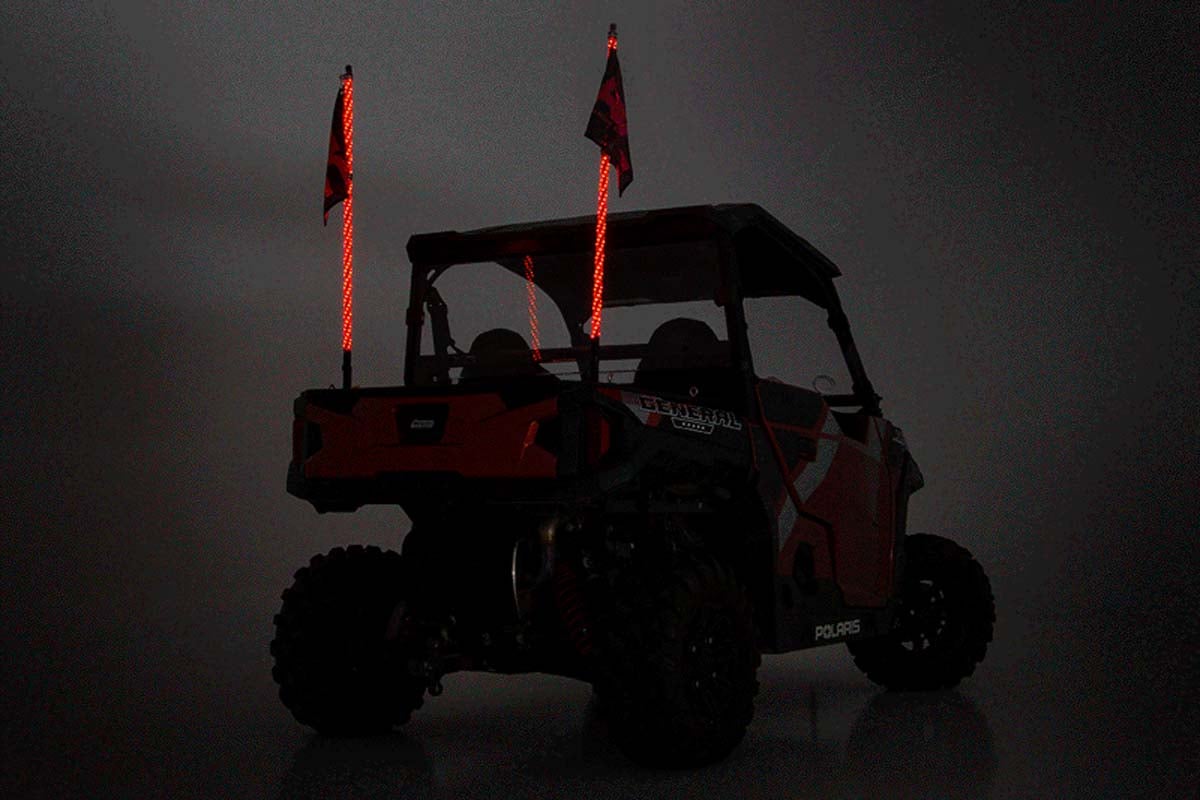 Soporte para látigo | Cama | Par de látigos LED multicolores de 4 pies | Polaris General/Ranger 1000/Ranger XP 900/1000