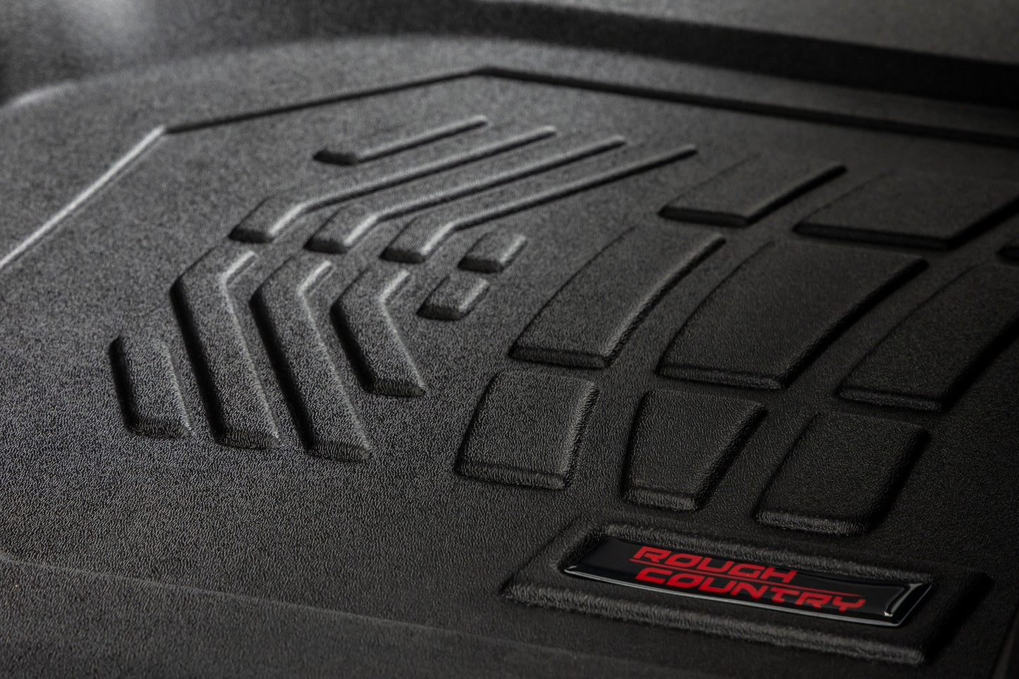 Tapetes Sure-Fit | Delanteros y Traseros | Cubo Delantero | Doble Cabina | Chevy/GMC 1500/2500HD/3500HD (19-26)
