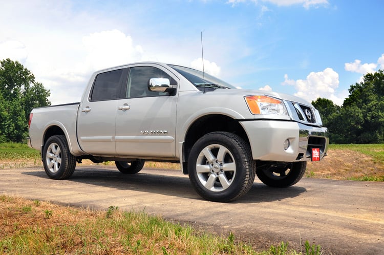 2-дюймовый комплект выравнивания | Красные проставки | Nissan Titan 2WD/4WD (2004-2024)