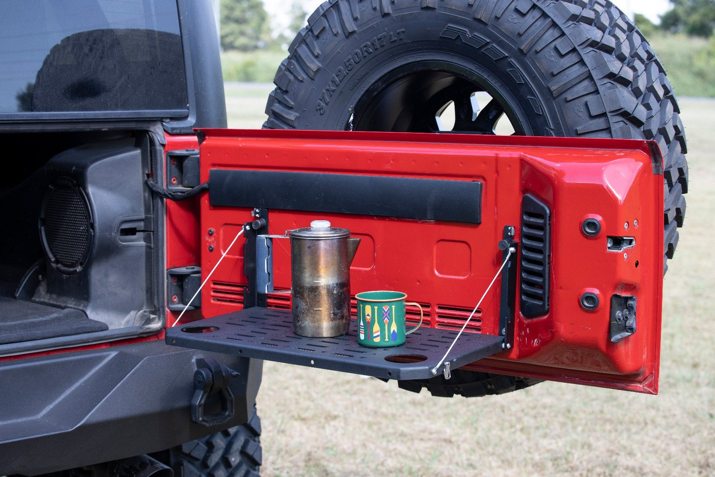Mesa para portón trasero | Múltiples marcas y modelos (Ford/Jeep)