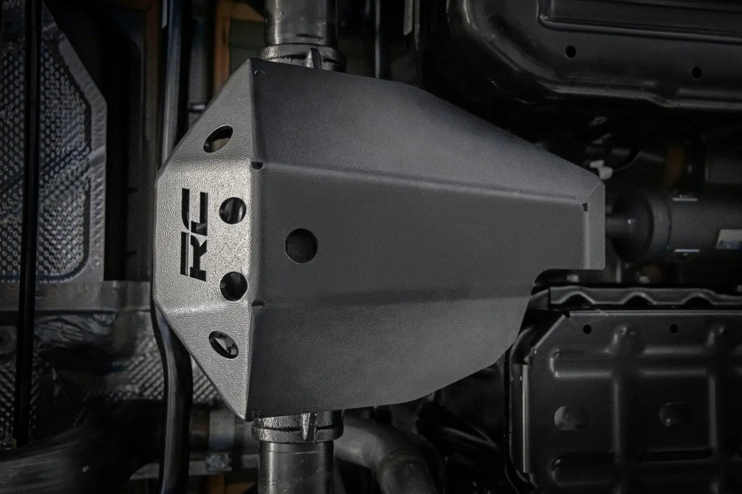 Rough Country M220 Diff Skid | Rear | Jeep Wrangler JL (21-24)/Wrangler Unlimited Rubicon (18 by Rough Country