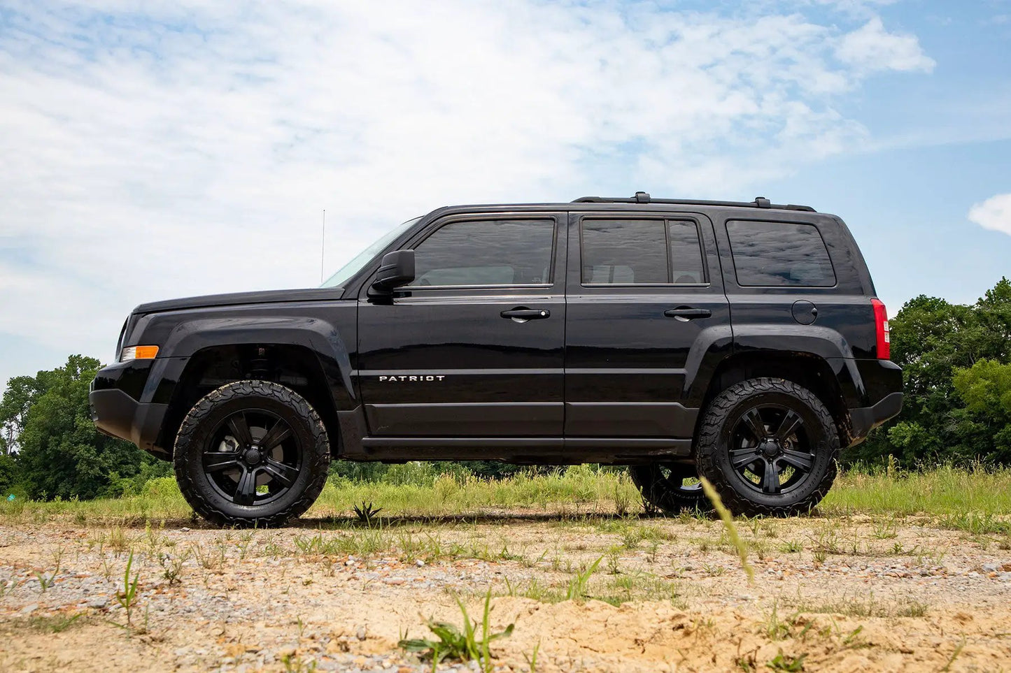 Rough Country 2 Inch Lift Kit | N3 Struts | Jeep Compass (07-16)/Patriot (10-17) by Rough Country
