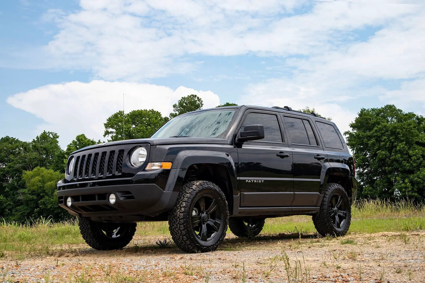 Rough Country 2 Inch Lift Kit | N3 Struts | Jeep Compass (07-16)/Patriot (10-17) by Rough Country