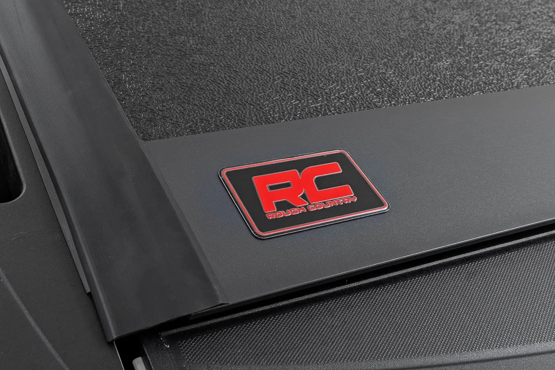 Rough Country Hard Low Profile Bed Cover | 6'7" Bed | Rail Cap | Chevy/GMC 1500/2500HD/3500HD (14-19 & Classic) by Rough Country
