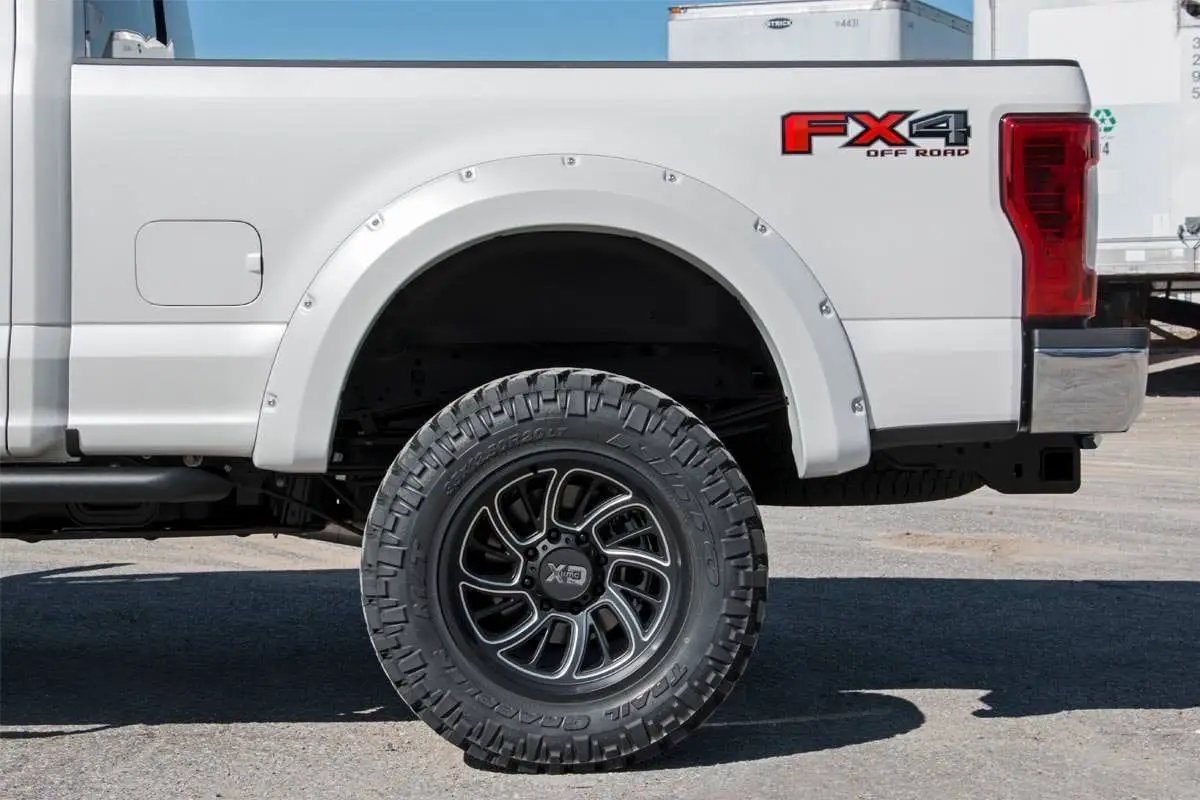Rough Country Pocket Fender Flares | Ford F-250/F-350 Super Duty 2WD/4WD (2017-2022) by Rough Country