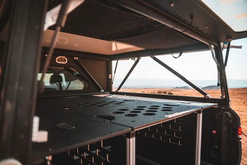 Rivian - R1T - 2022-Present - 1st Gen - 4.5' Bed - Explore Series - UltraLite - GFC - Flat Deck Panels by Goose Gear