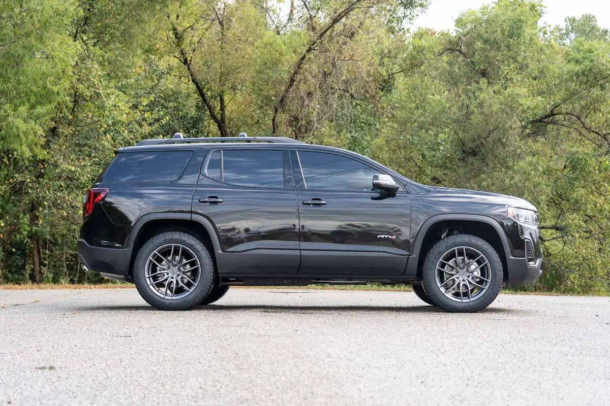 Rough Country 1.5 Inch Lift Kit | GMC Acadia 2WD/4WD (2017-2023) by Rough Country