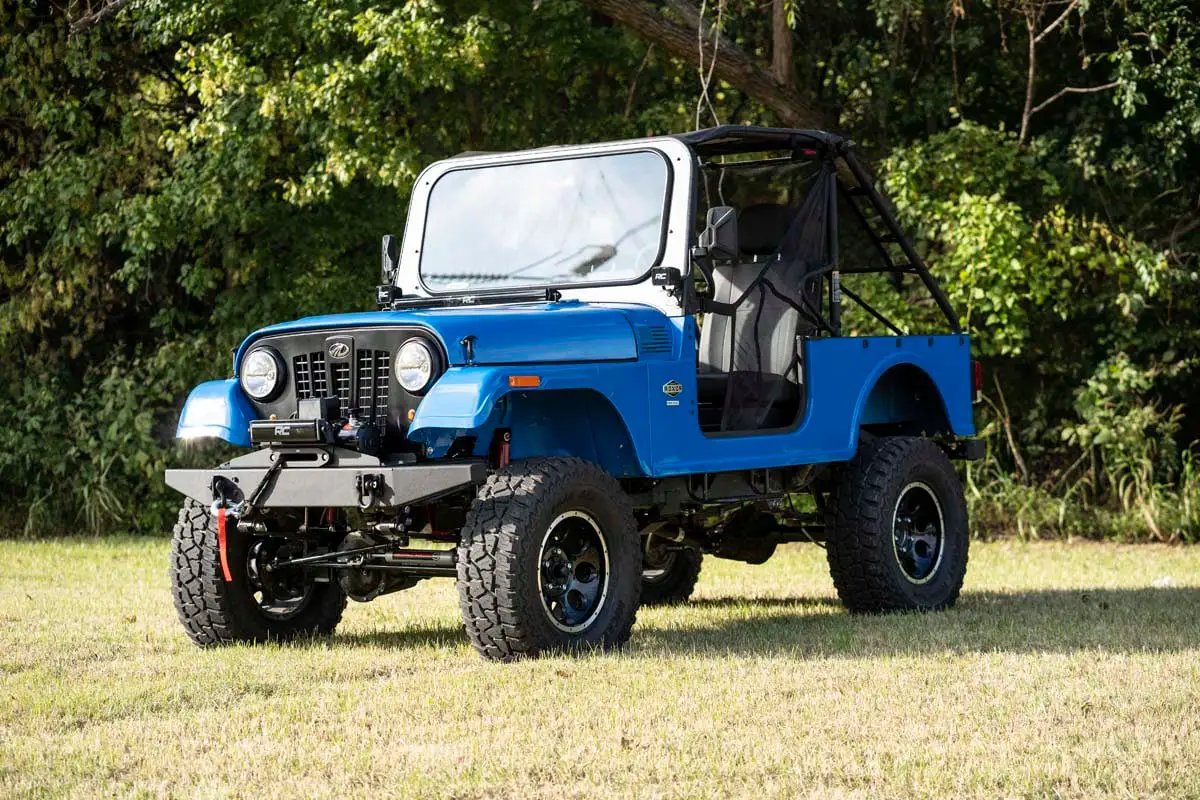 Rough Country Winch Plate | PRO12000S | Mahindra Roxor by Rough Country