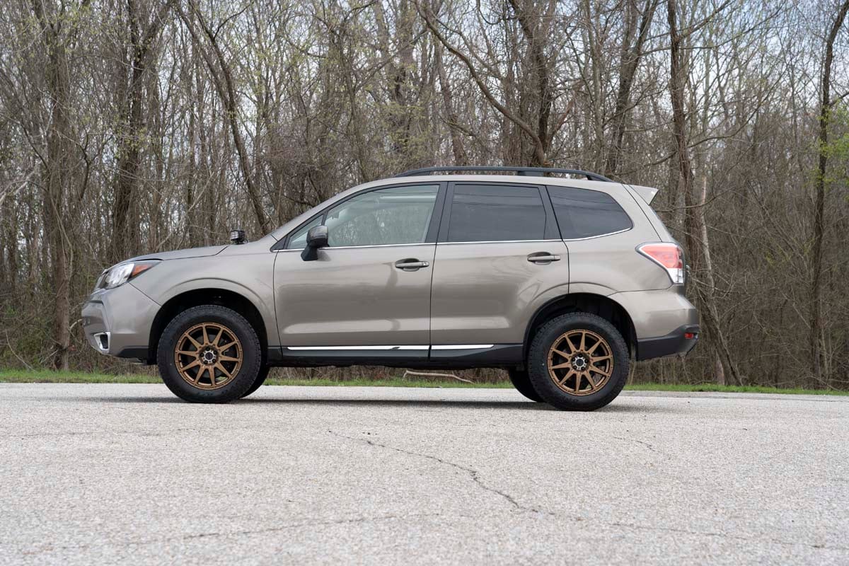 2-дюймовый лифт-комплект | Subaru Forester 4WD (2014-2018)