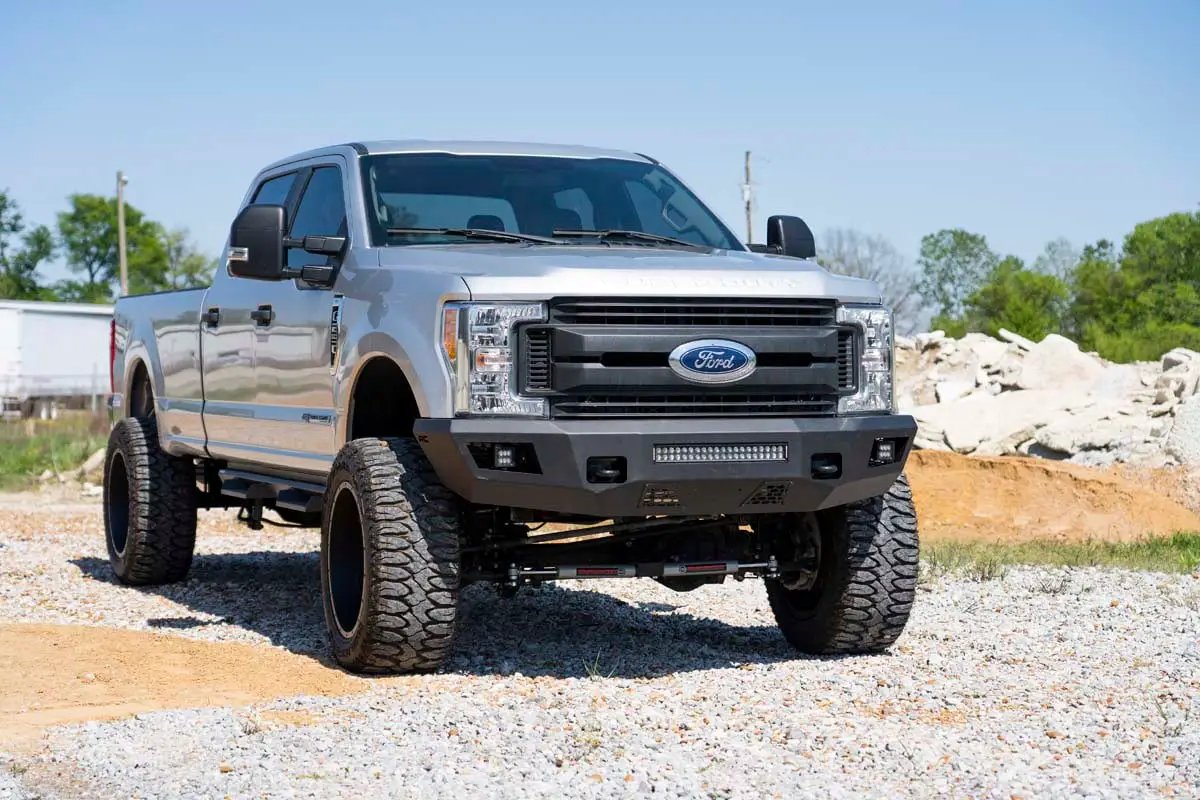 Rough Country Front Bumper | Ford F-250/F-350 Super Duty 2WD/4WD (2017-2022) by Rough Country