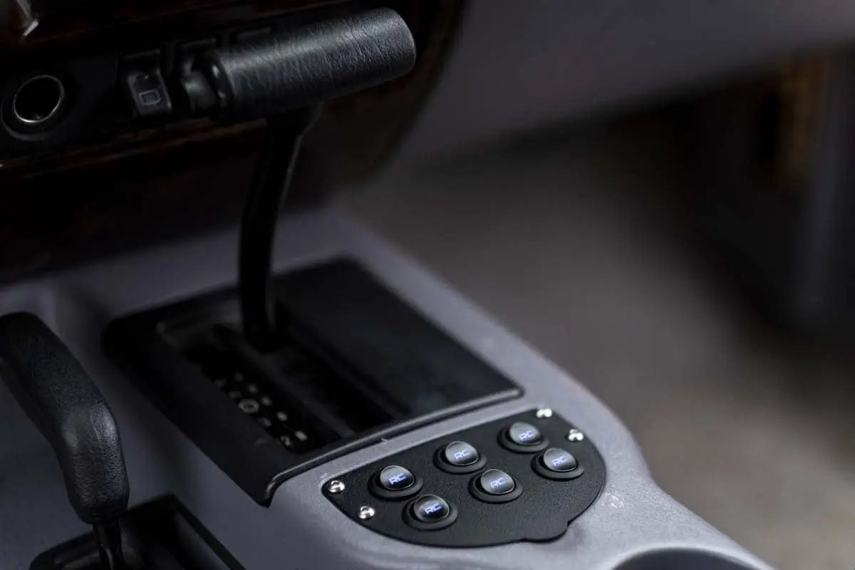 Rough Country MLC-6 | Multiple Light Controller | Jeep Cherokee XJ 2WD/4WD (1997-2001) by Rough Country