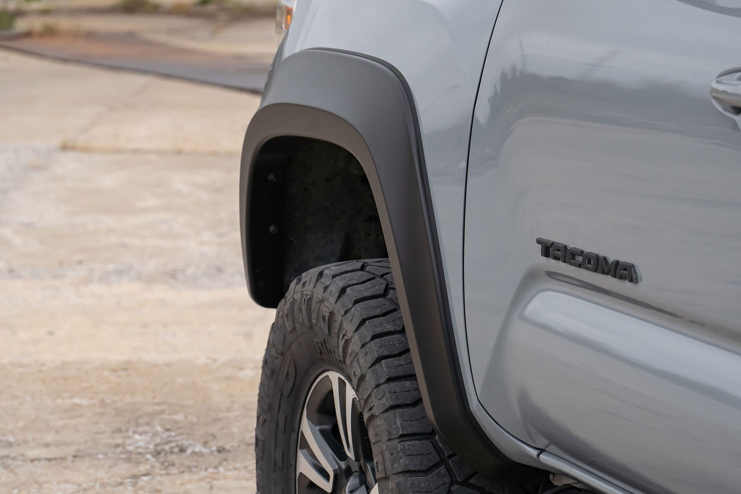 Расширители арок | Sport | 8T0 Blazing Blue | Toyota Tacoma 2WD/4WD (2016-2023)