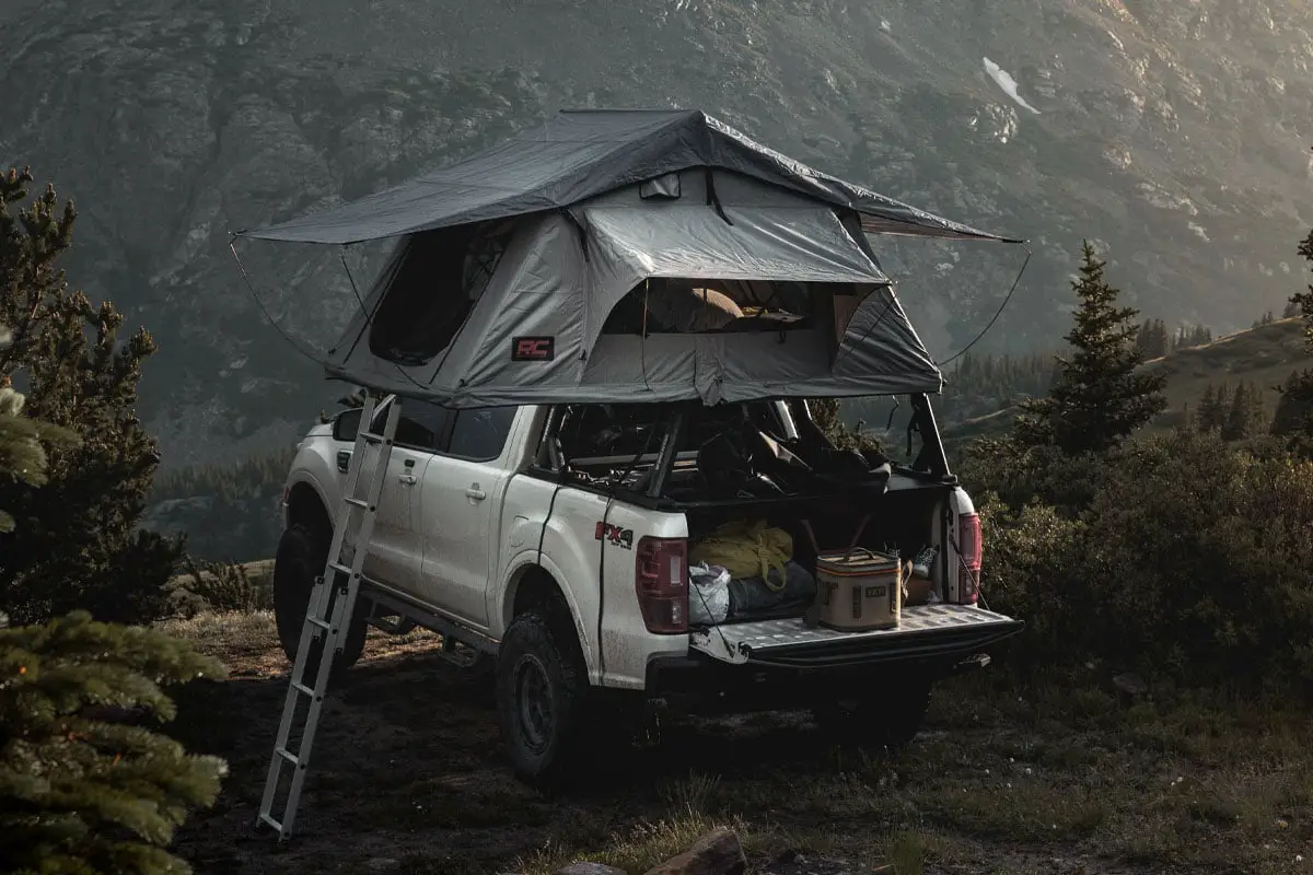 Rough Country Roof Top Tent | Rack Mount | 12 Volt Accessory & LED Light Kit by Rough Country