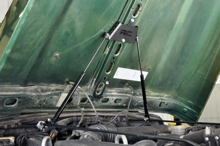 Rough Country Hood Struts | Hydraulic | Jeep Wrangler TJ (97-06)/Wrangler Unlimited (04-06) by Rough Country