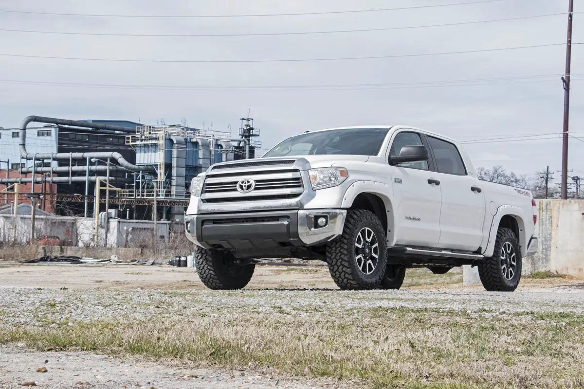 Rough Country 2.5-3 Inch Leveling Kit | Toyota Tundra 2WD/4WD (2007-2021) by Rough Country