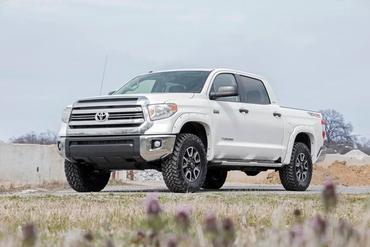 Rough Country 2.5-3 Inch Leveling Kit | Toyota Tundra 2WD/4WD (2007-2021) by Rough Country