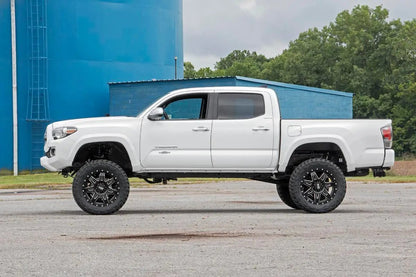 Rough Country 6 Inch Lift Kit | Toyota Tacoma 2WD/4WD (2005-2015) by Rough Country