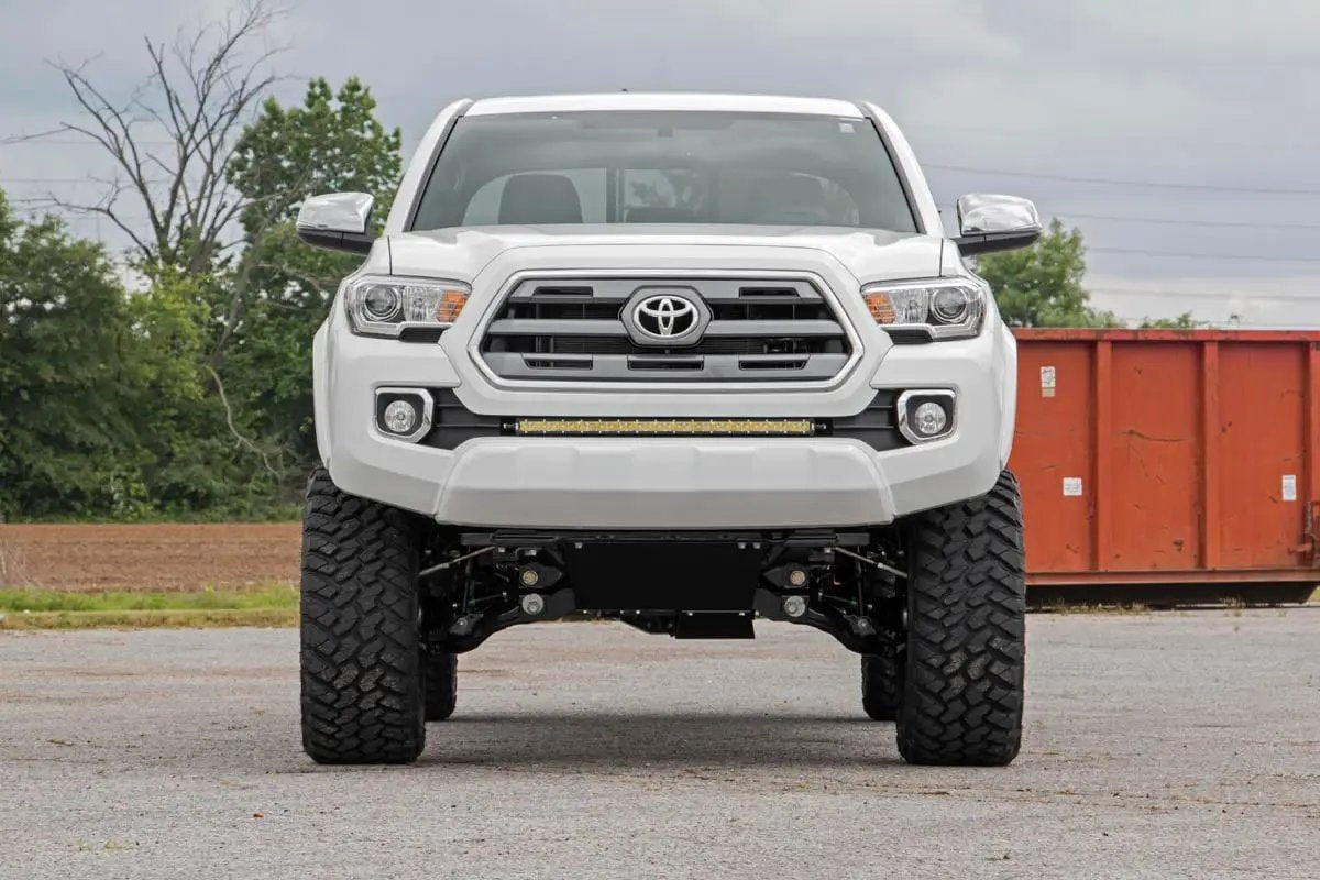 Rough Country 6 Inch Lift Kit | Toyota Tacoma 2WD/4WD (2005-2015) by Rough Country
