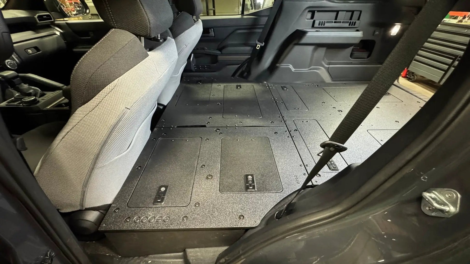 Toyota - 4Runner - 2025-Present - 6th Gen - Explore Series - Seat Delete Plate System - Plate Based - Non-Hybrid - Non-Third Row Vehicles by Goose Gear