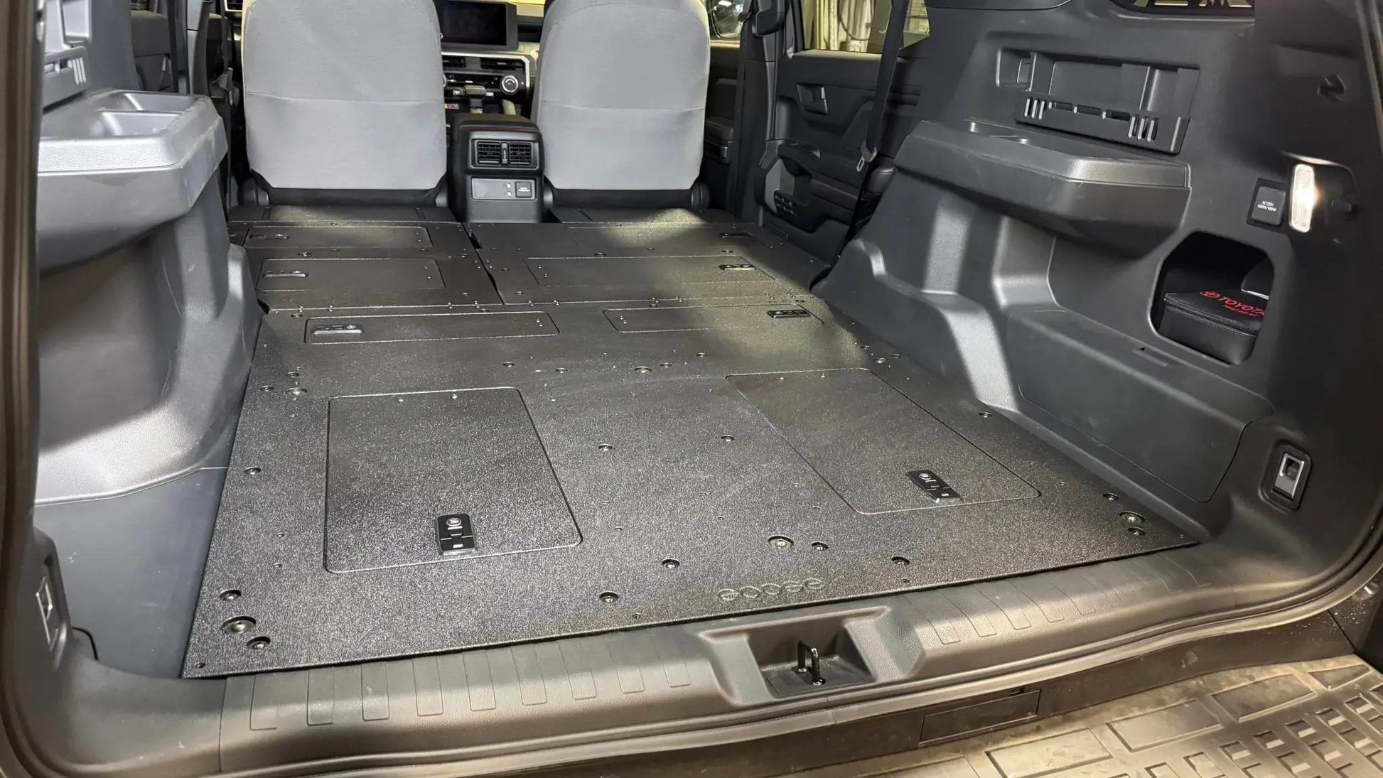 Toyota - 4Runner - 2025-Present - 6th Gen - Explore Series - Seat Delete Plate System - Plate Based - Non-Hybrid - Non-Third Row Vehicles by Goose Gear