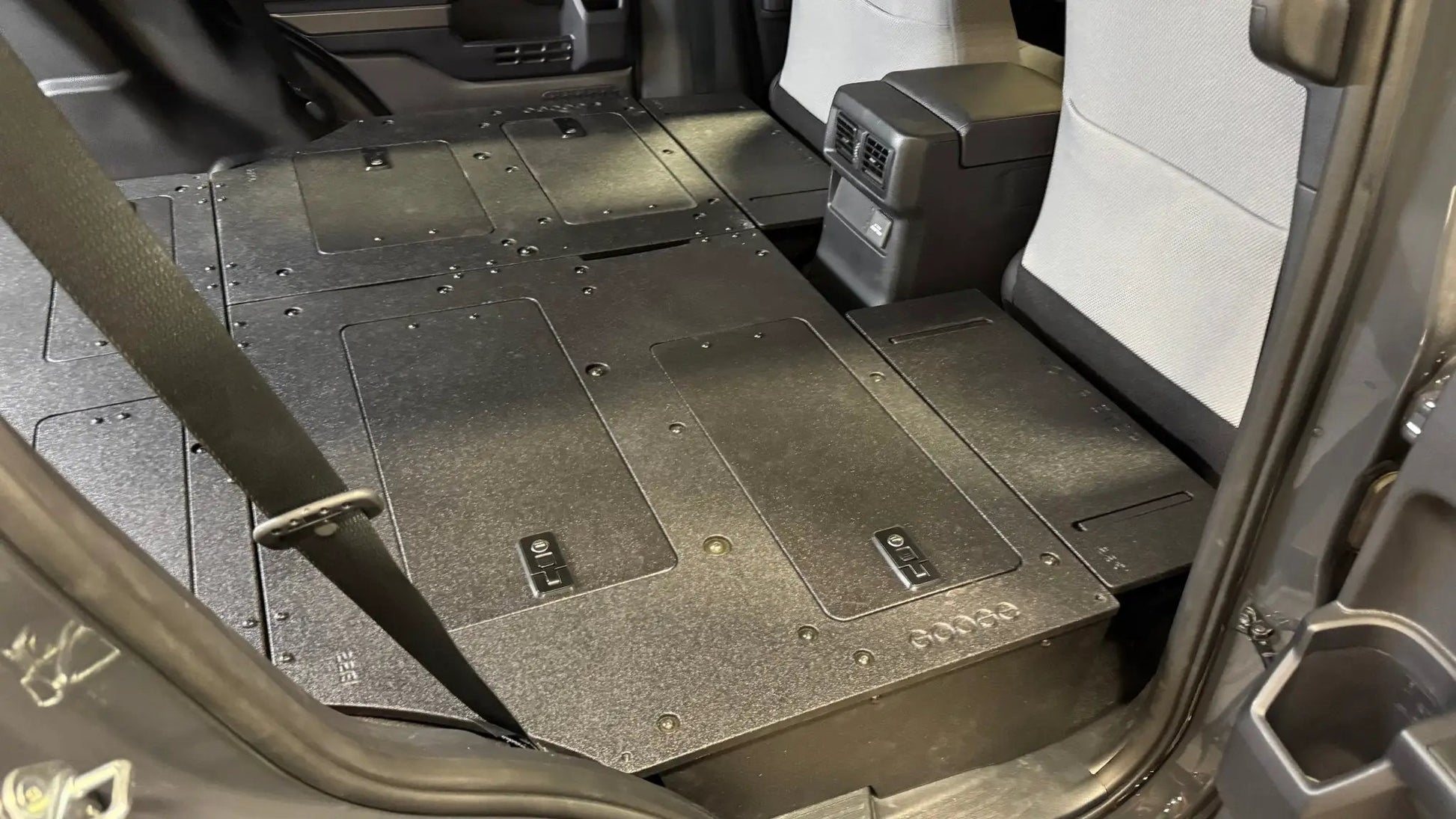 Toyota - 4Runner - 2025-Present - 6th Gen - Explore Series - Seat Delete Plate System - Plate Based - Non-Hybrid - Non-Third Row Vehicles by Goose Gear