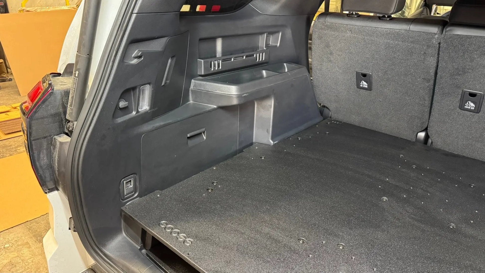 Toyota - 4Runner - 2025-Present - 6th Gen - Hybrid - Explore Series - Rear Plate System by Goose Gear