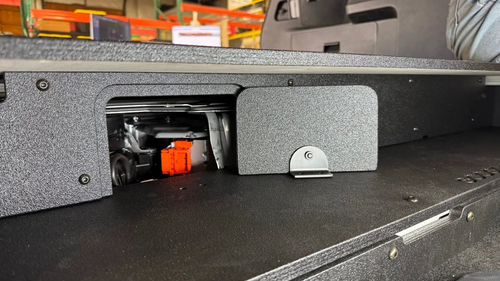 Toyota - 4Runner - 2025-Present - 6th Gen - Hybrid - Explore Series - Rear Plate System by Goose Gear