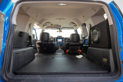Toyota FJ Cruiser 2006-2014 - Second Row Seat Delete Plate System by Goose Gear