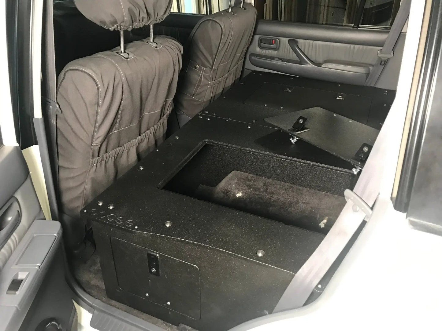 Toyota Land Cruiser 1991-1997 80 Series - Second Row Seat Delete Plate System - Module Height Platform by Goose Gear