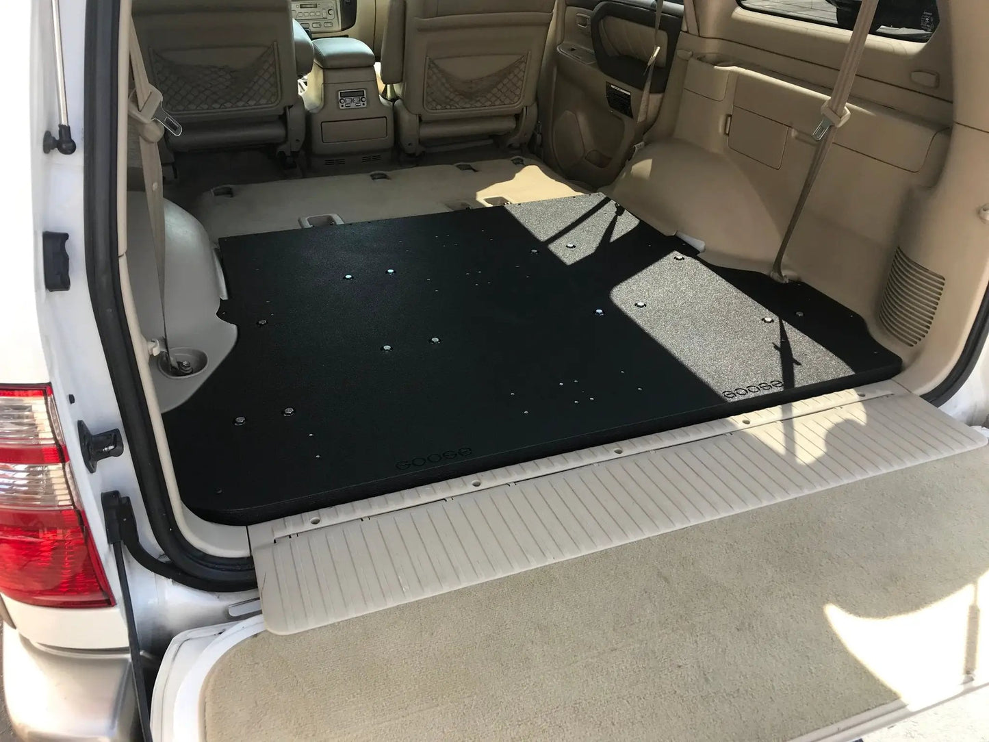 Toyota Land Cruiser 1998-2007 100 Series - Rear Plate System by Goose Gear