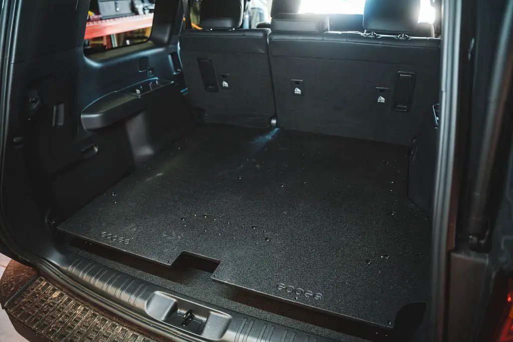 Toyota - Land Cruiser - 2024-Present - LC250 - Explore Series - Rear Plate System by Goose Gear