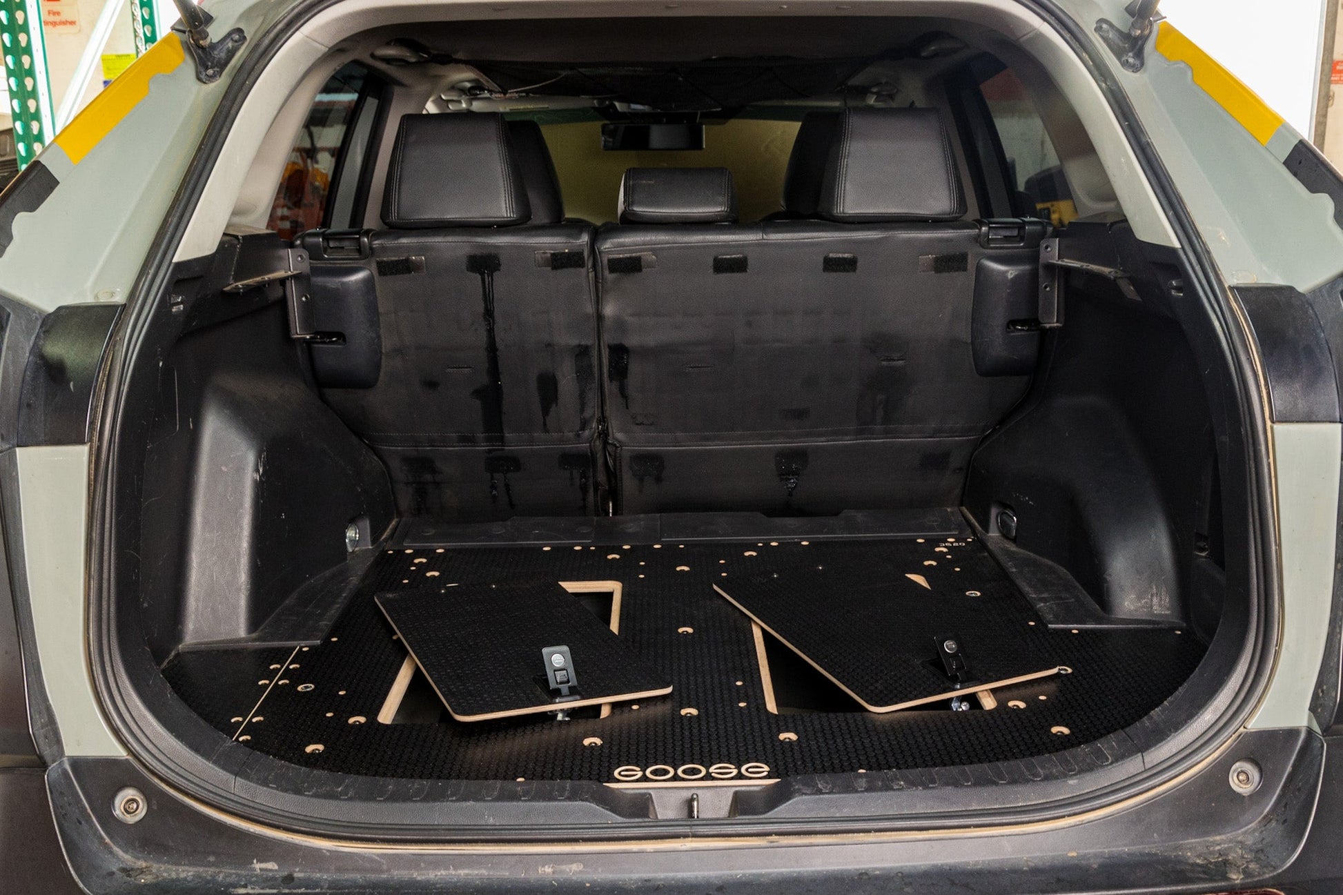 Toyota Rav4 2019-Present 5th Gen. - Rear Plate System by Goose Gear