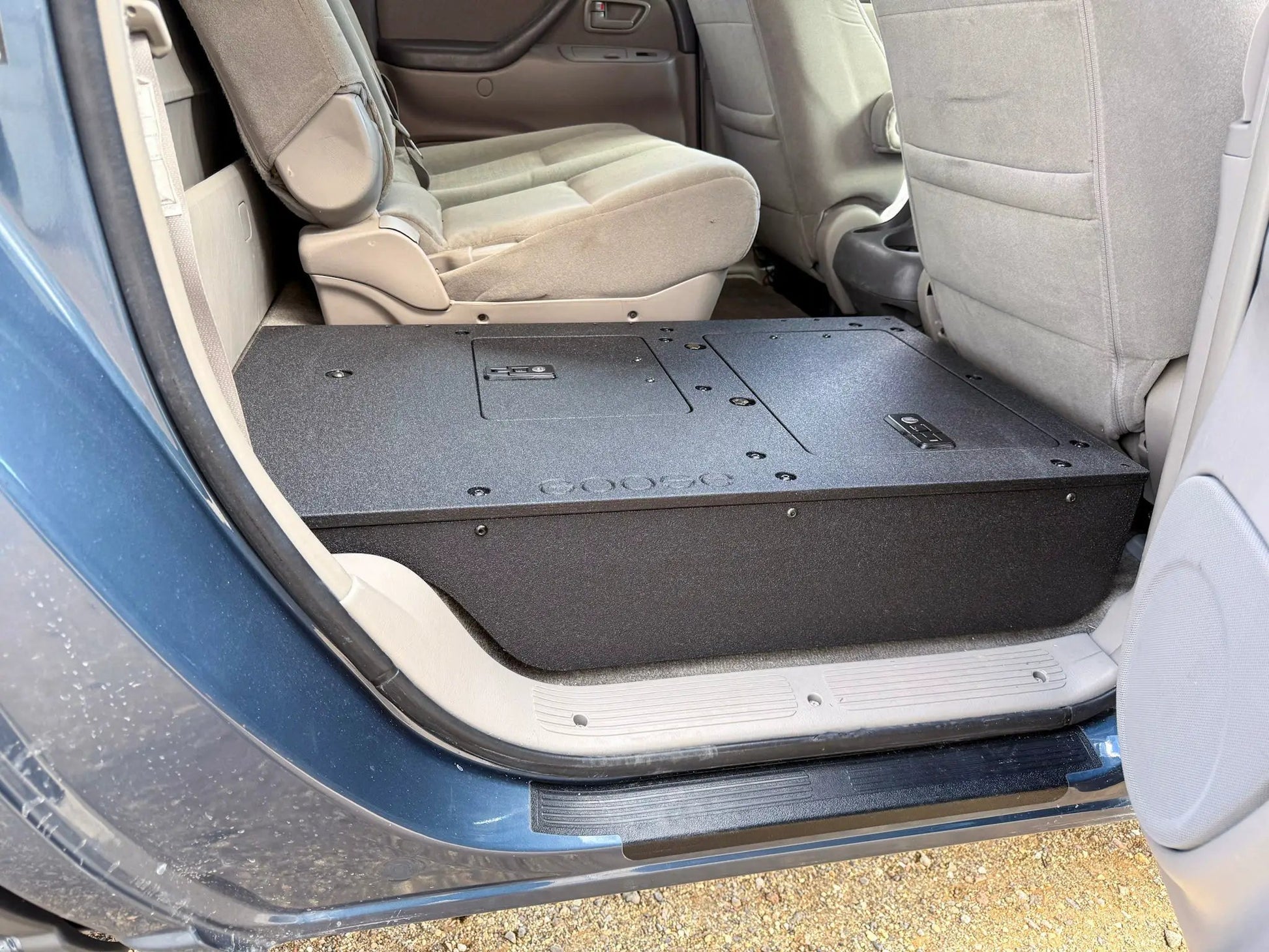 Toyota Tundra - 2000-2006 1st Gen - Double Cab - Second Row Seat Delete Plate System by Goose Gear