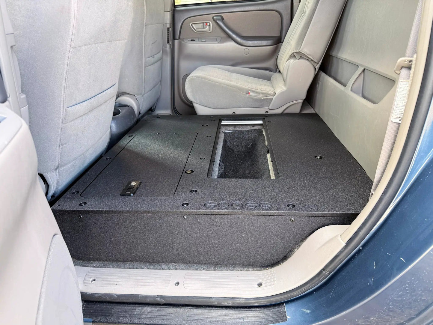 Toyota Tundra - 2000-2006 1st Gen - Double Cab - Second Row Seat Delete Plate System by Goose Gear