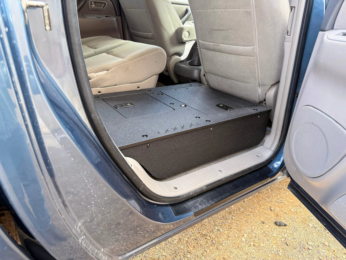 Toyota Tundra - 2000-2006 1st Gen - Double Cab - Second Row Seat Delete Plate System by Goose Gear