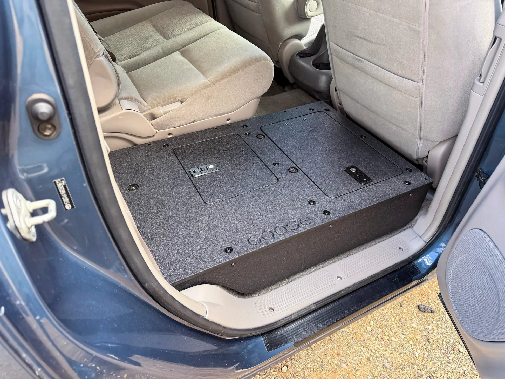 Toyota Tundra - 2000-2006 1st Gen - Double Cab - Second Row Seat Delete Plate System by Goose Gear